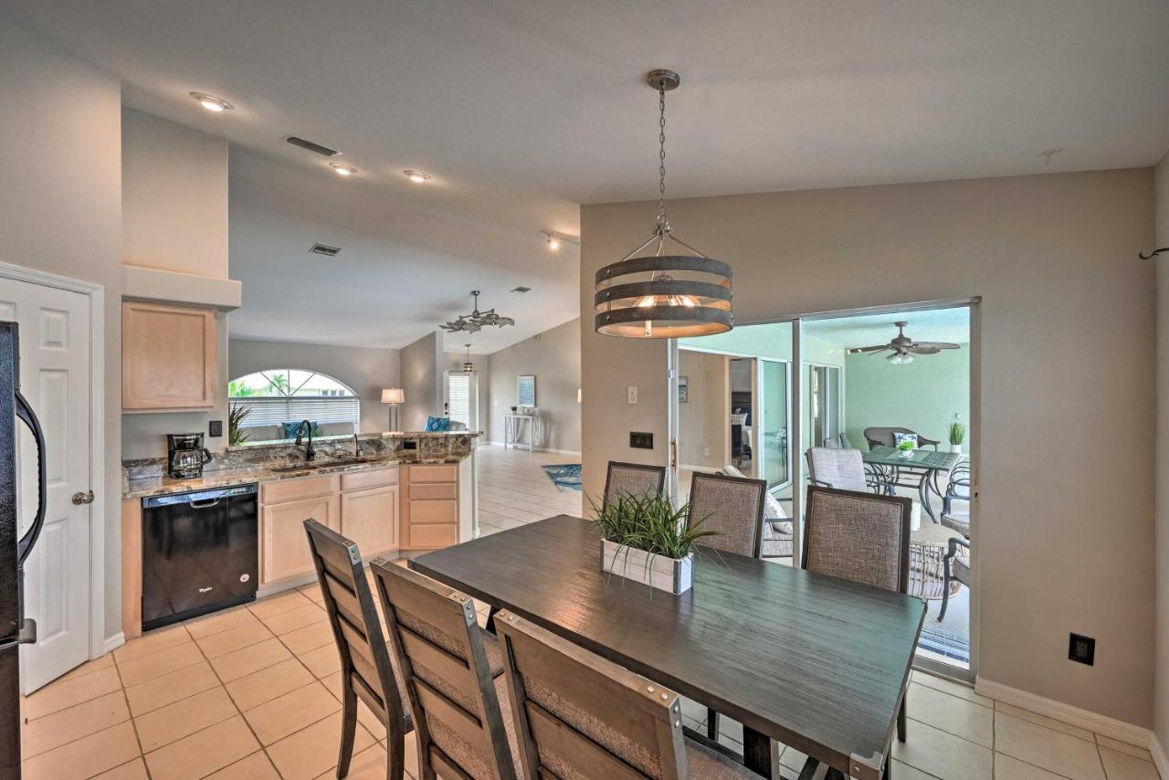 Willa Pet-Friendly Escape With Dock And Kayaks In Cape Coral Zewnętrze zdjęcie